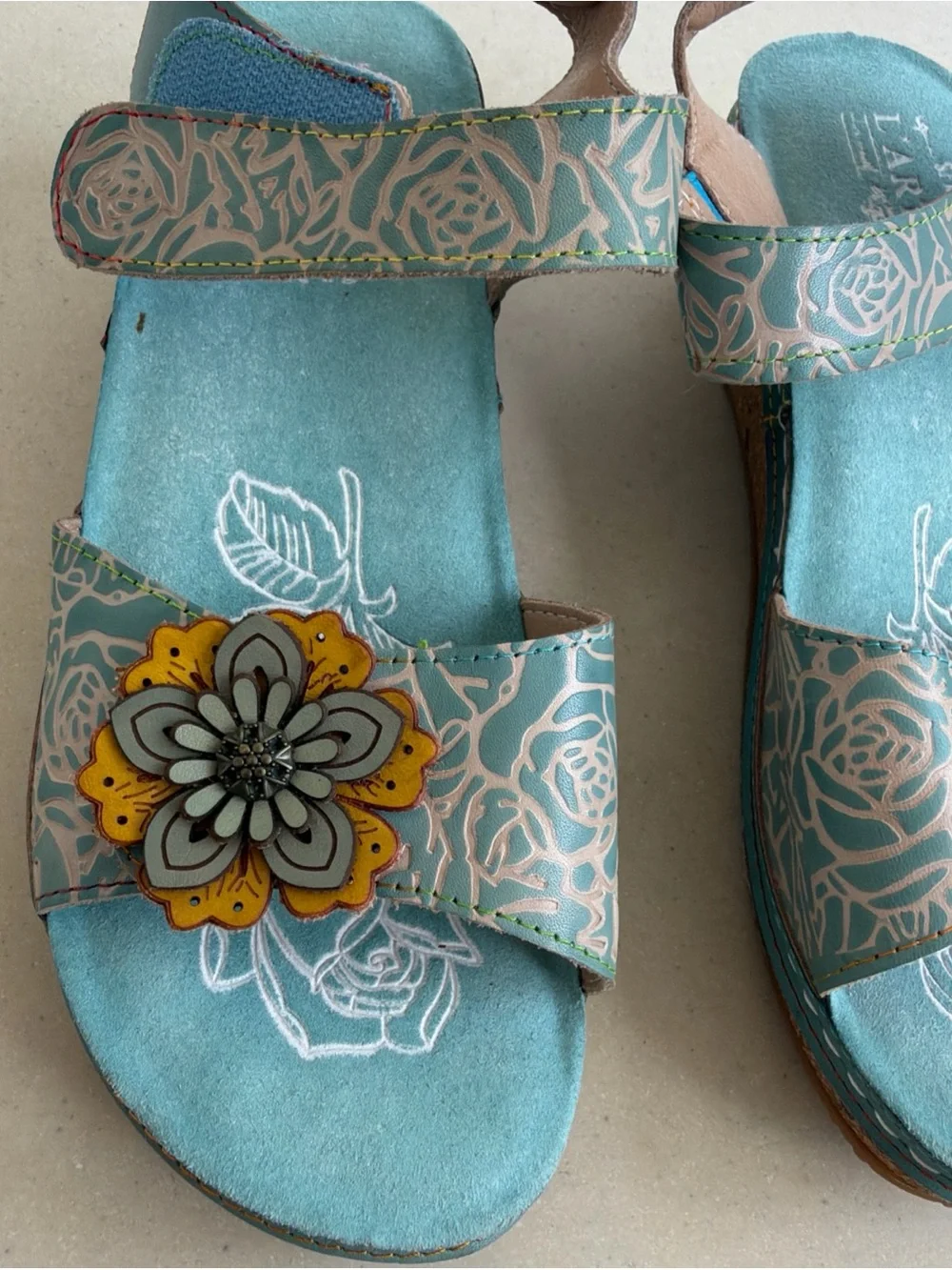New L'Artiste by Spring Step Leather Wedge Teal Sandals Cuteness Sz 38, US 7.5~8